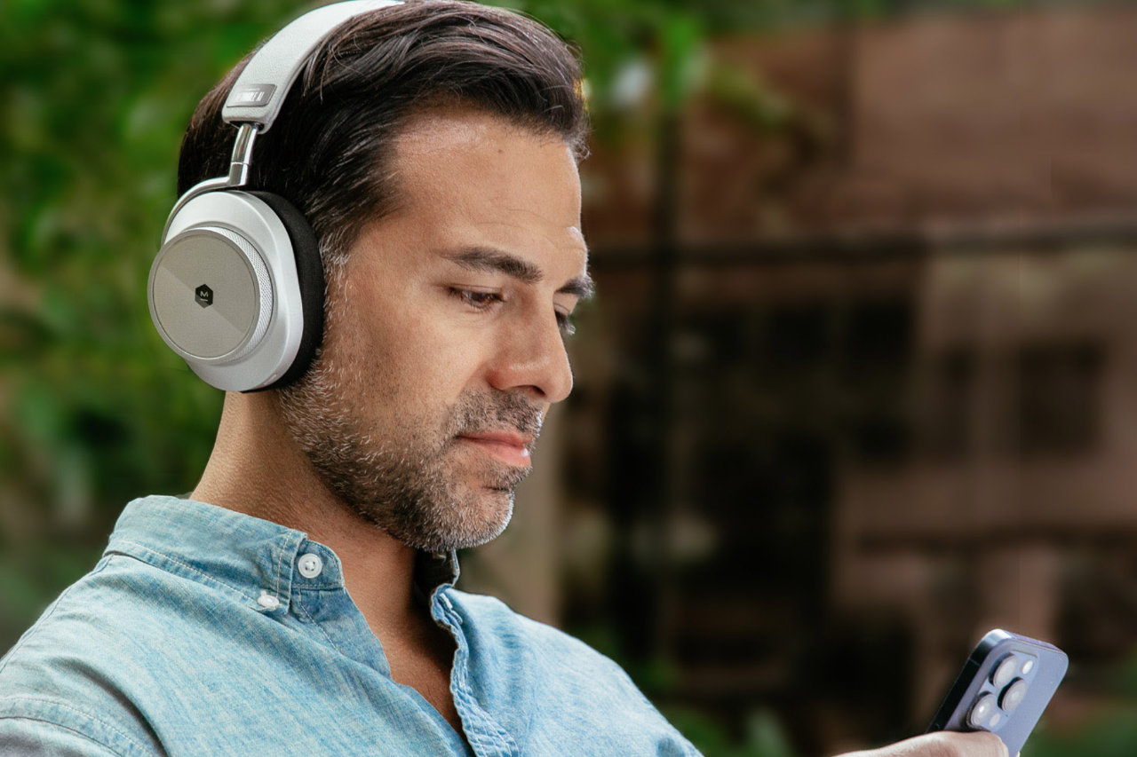 AI Smart Headphones